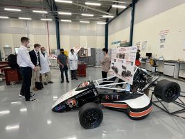 Studenti z ČVUT navštívili Rochester Institute of Technology v Dubaji